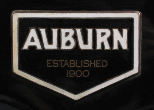 Логотип Auburn